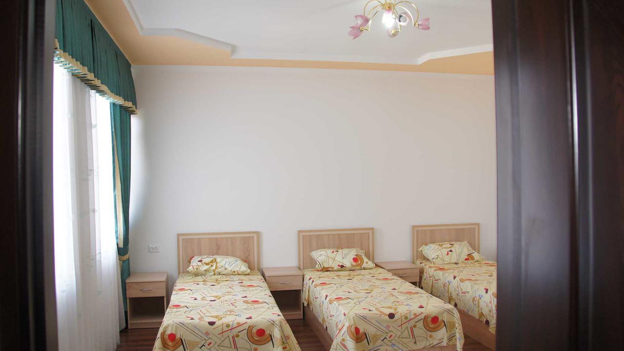 Daryo Hostel Бухара Экстерьер фото